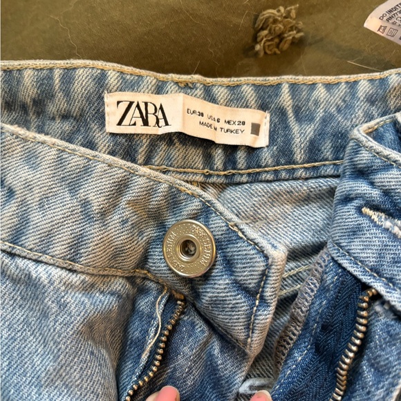 Zara cropped jeans - Picture 2 of 2